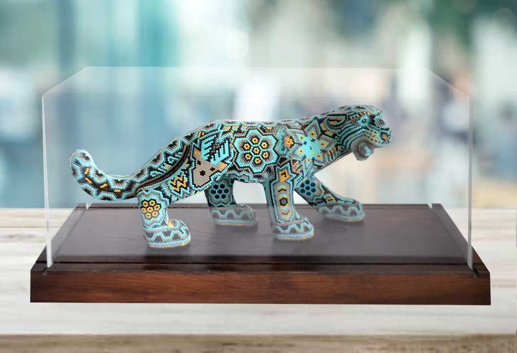 Jaguar especial caminando - Arte Huichol