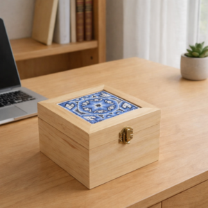 Cajas y Tablas de Arte Huichol